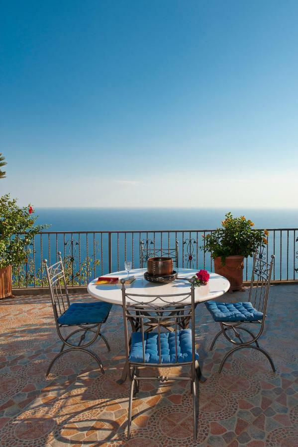 Casa Lavinia - The Beauty&Coastline In Your Sight! Apartment Positano Bagian luar foto